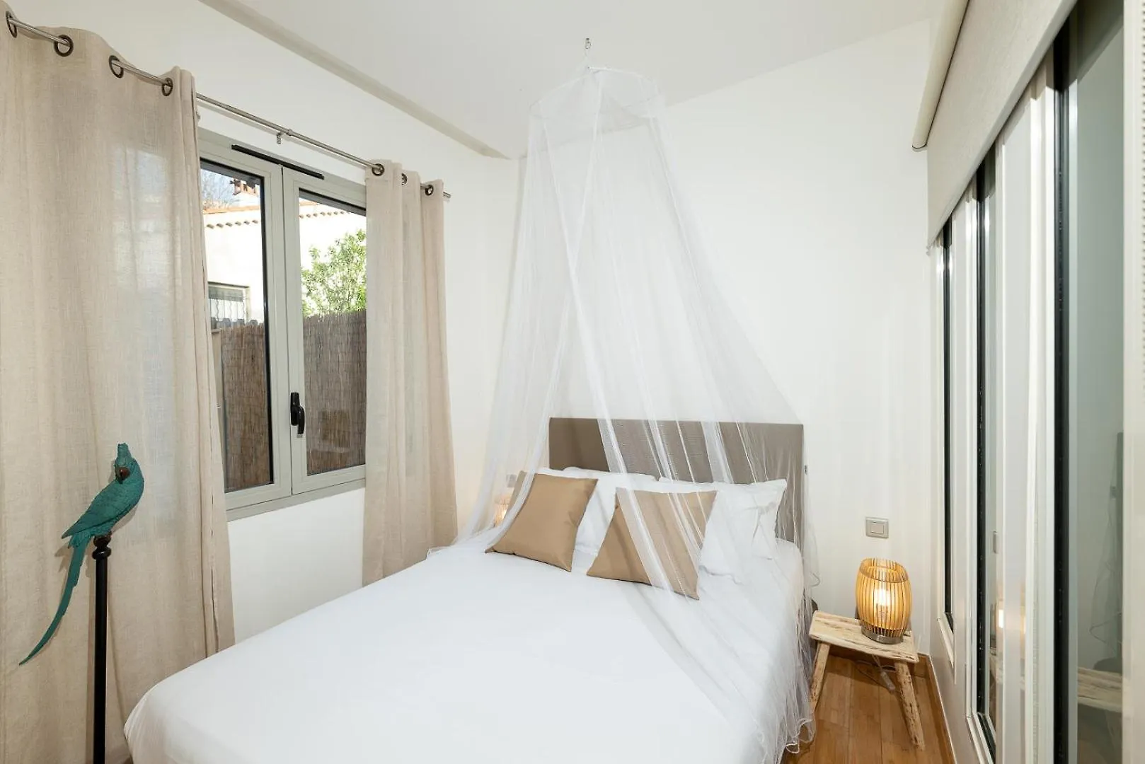 Appartement 6 Pers Jardin Prive La Cabane Bambou - Mandara Beach , Antibes French Riviera Juan-les-Pins