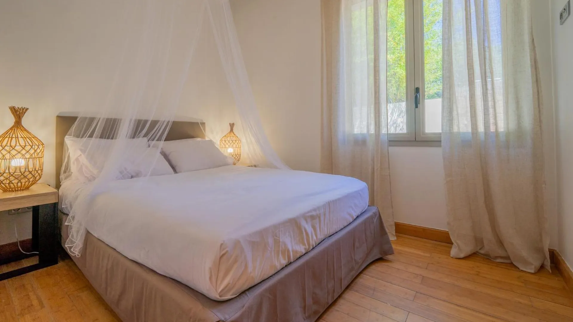 Apartment Appartement 6 Pers Jardin Prive La Cabane Bambou - Mandara Beach , Antibes French Riviera Juan-les-Pins