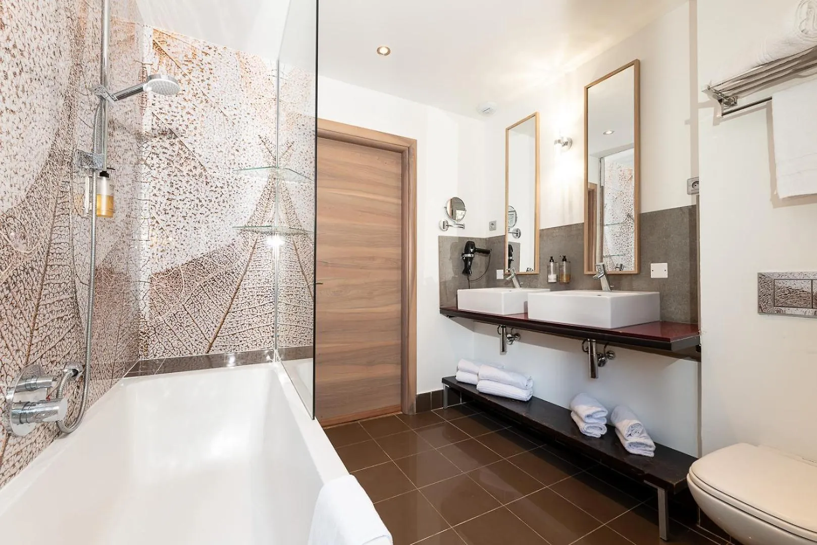 Appartement 6 Pers Jardin Prive La Cabane Bambou - Mandara Beach , Antibes French Riviera Juan-les-Pins France